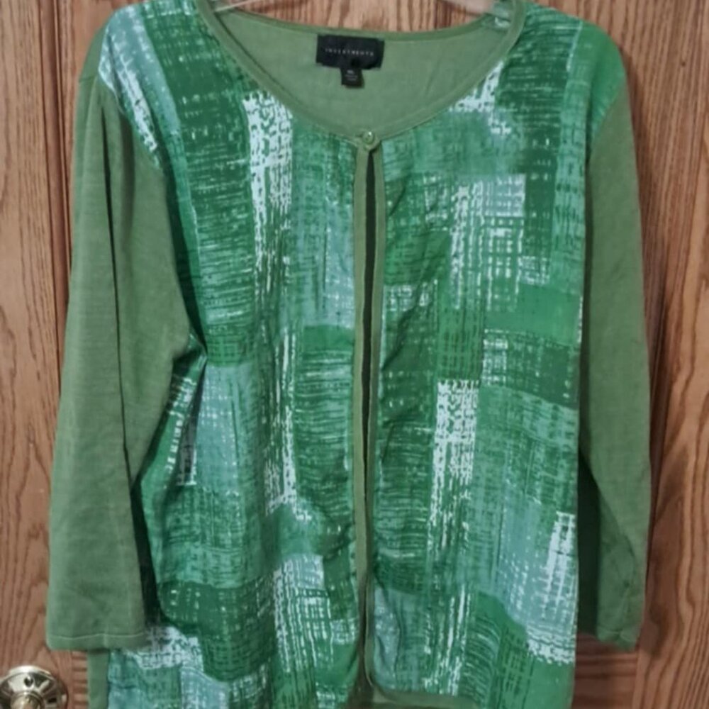 INVESTMENTS WOMEN TOP SIZE  XL